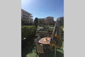 T2 port frejus vue sur le canal